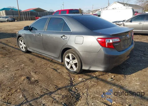 2012 Toyota Camry Se z USA, uszkodzony, nr VIN 4T1BF1FK8CU082767